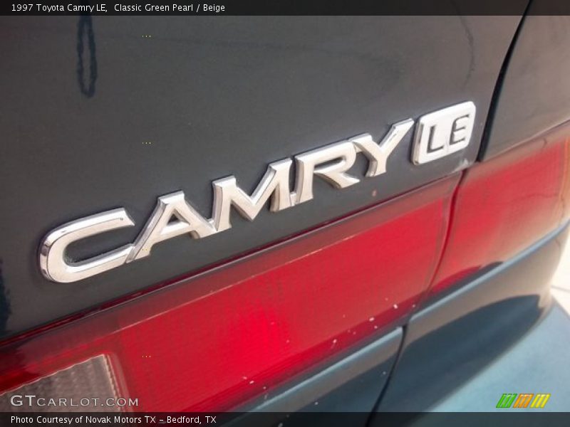 Classic Green Pearl / Beige 1997 Toyota Camry LE