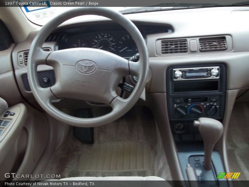 Classic Green Pearl / Beige 1997 Toyota Camry LE