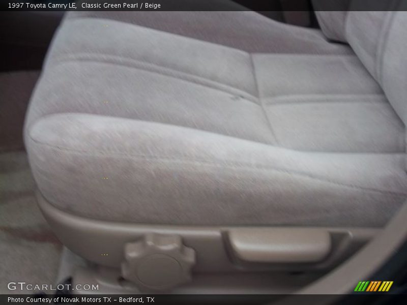 Classic Green Pearl / Beige 1997 Toyota Camry LE