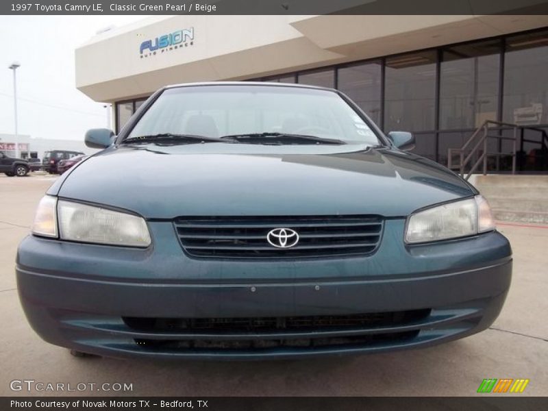 Classic Green Pearl / Beige 1997 Toyota Camry LE