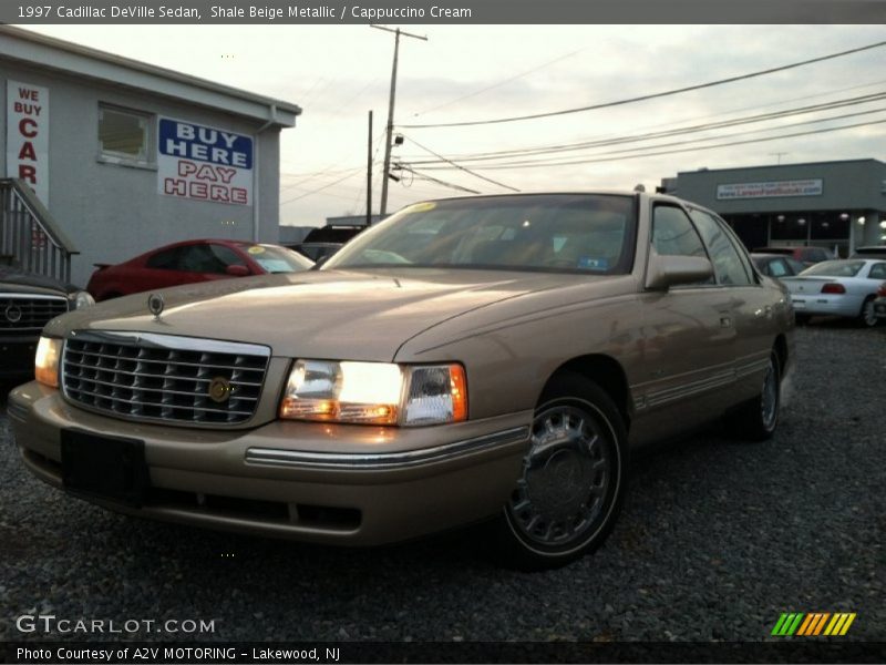 Shale Beige Metallic / Cappuccino Cream 1997 Cadillac DeVille Sedan