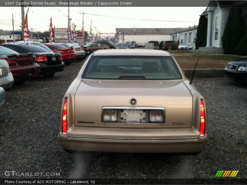 Shale Beige Metallic / Cappuccino Cream 1997 Cadillac DeVille Sedan
