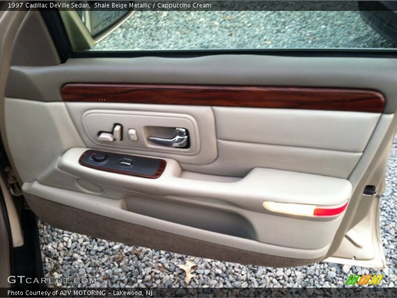Shale Beige Metallic / Cappuccino Cream 1997 Cadillac DeVille Sedan