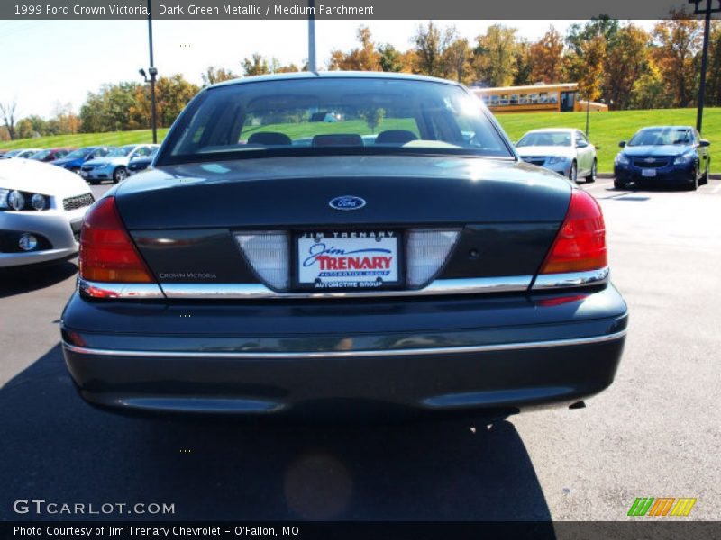 Dark Green Metallic / Medium Parchment 1999 Ford Crown Victoria