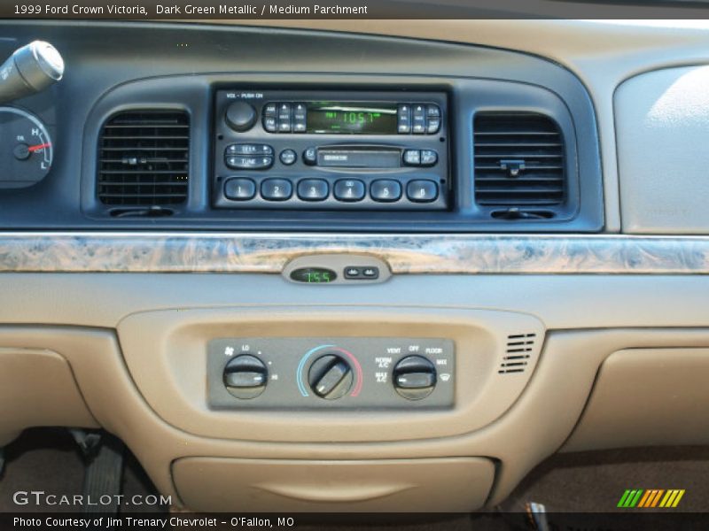 Dark Green Metallic / Medium Parchment 1999 Ford Crown Victoria