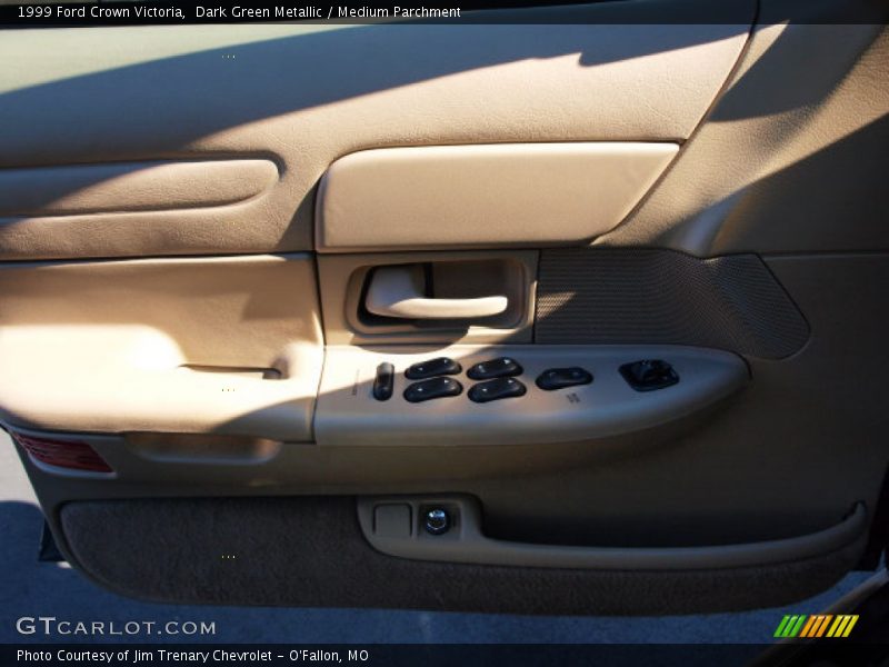 Dark Green Metallic / Medium Parchment 1999 Ford Crown Victoria