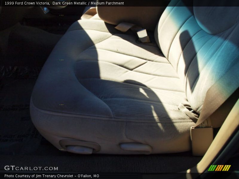 Dark Green Metallic / Medium Parchment 1999 Ford Crown Victoria