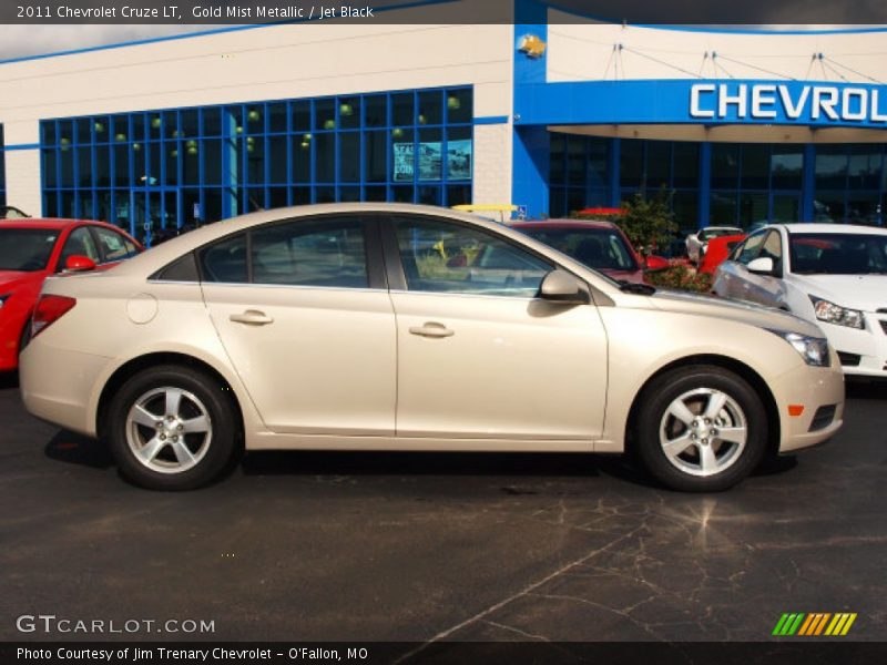 Gold Mist Metallic / Jet Black 2011 Chevrolet Cruze LT