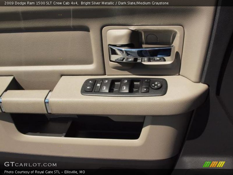 Bright Silver Metallic / Dark Slate/Medium Graystone 2009 Dodge Ram 1500 SLT Crew Cab 4x4