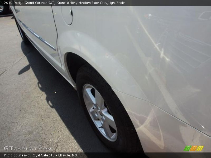 Stone White / Medium Slate Gray/Light Shale 2010 Dodge Grand Caravan SXT