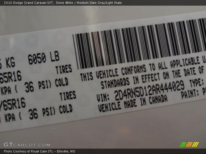 Stone White / Medium Slate Gray/Light Shale 2010 Dodge Grand Caravan SXT