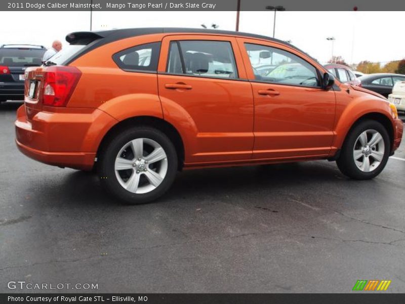 Mango Tango Pearl / Dark Slate Gray 2011 Dodge Caliber Mainstreet