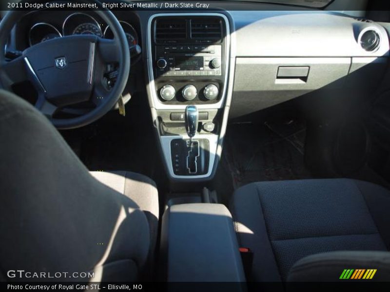 Bright Silver Metallic / Dark Slate Gray 2011 Dodge Caliber Mainstreet