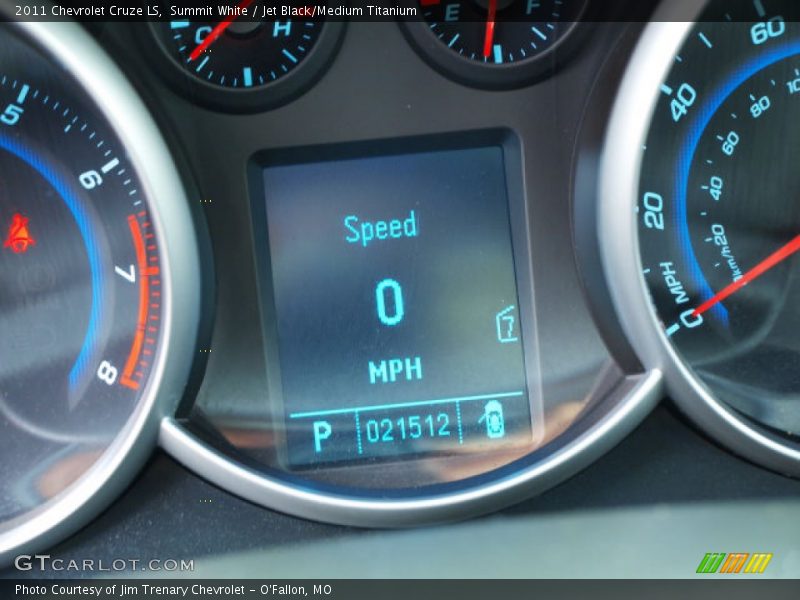 Summit White / Jet Black/Medium Titanium 2011 Chevrolet Cruze LS