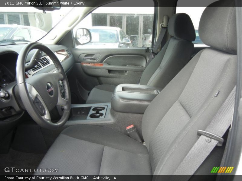 Summit White / Ebony 2011 GMC Yukon SLE