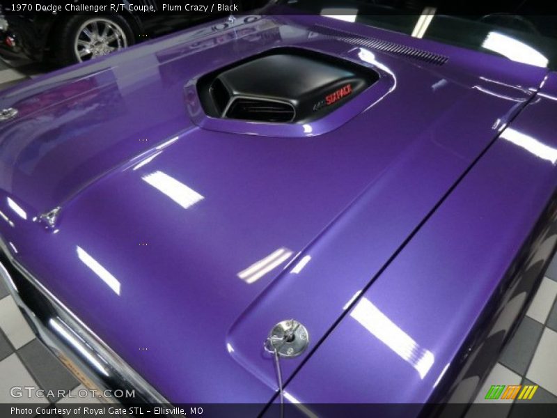 Shaker Hood - 1970 Dodge Challenger R/T Coupe