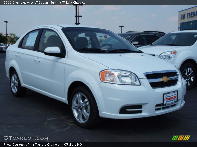 Summit White / Charcoal 2011 Chevrolet Aveo LT Sedan
