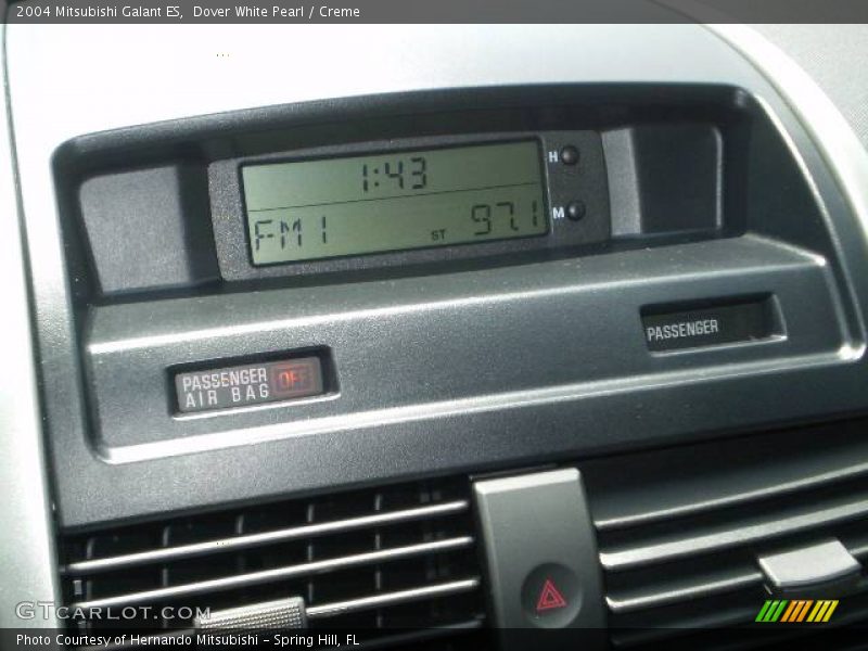 Dover White Pearl / Creme 2004 Mitsubishi Galant ES