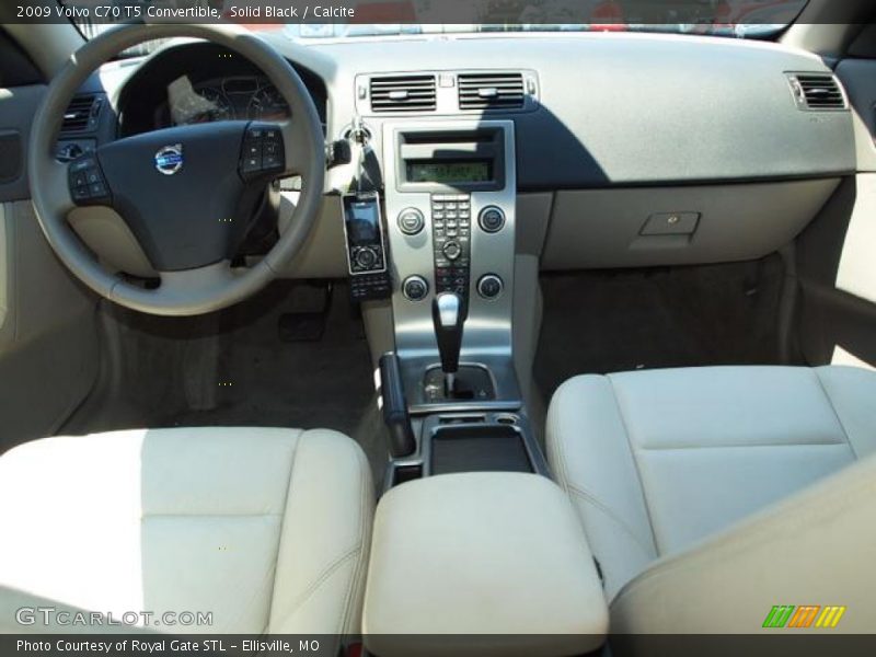 Solid Black / Calcite 2009 Volvo C70 T5 Convertible
