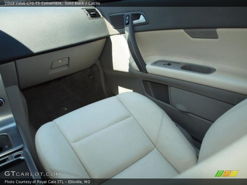 Solid Black / Calcite 2009 Volvo C70 T5 Convertible