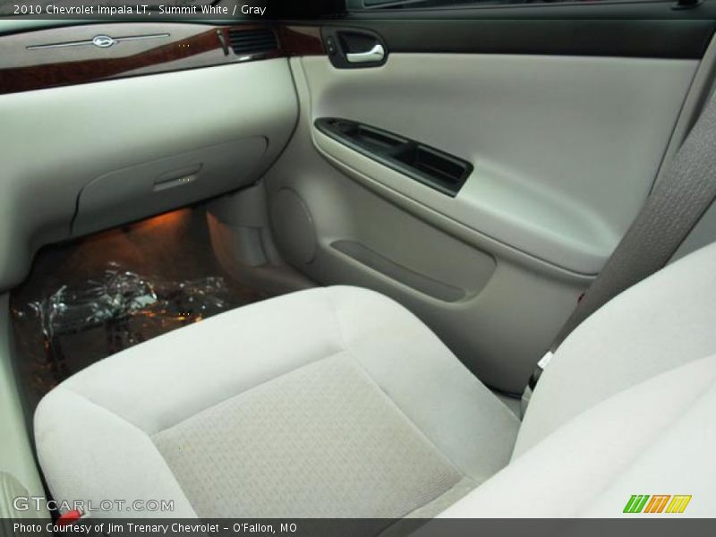 Summit White / Gray 2010 Chevrolet Impala LT