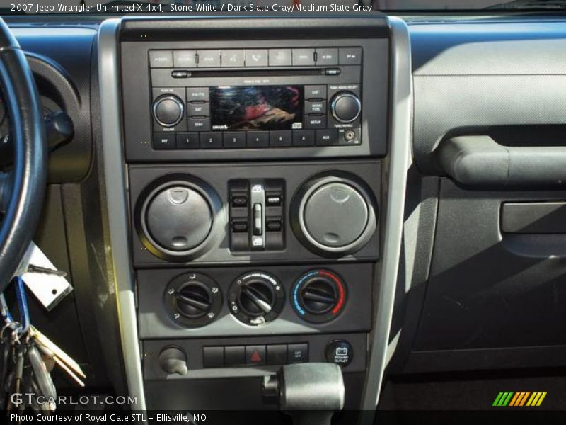 Stone White / Dark Slate Gray/Medium Slate Gray 2007 Jeep Wrangler Unlimited X 4x4