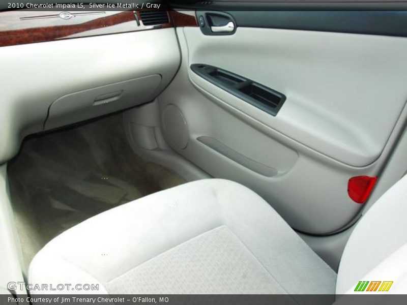 Silver Ice Metallic / Gray 2010 Chevrolet Impala LS