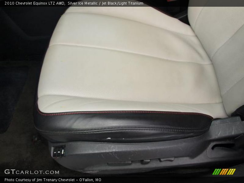 Silver Ice Metallic / Jet Black/Light Titanium 2010 Chevrolet Equinox LTZ AWD