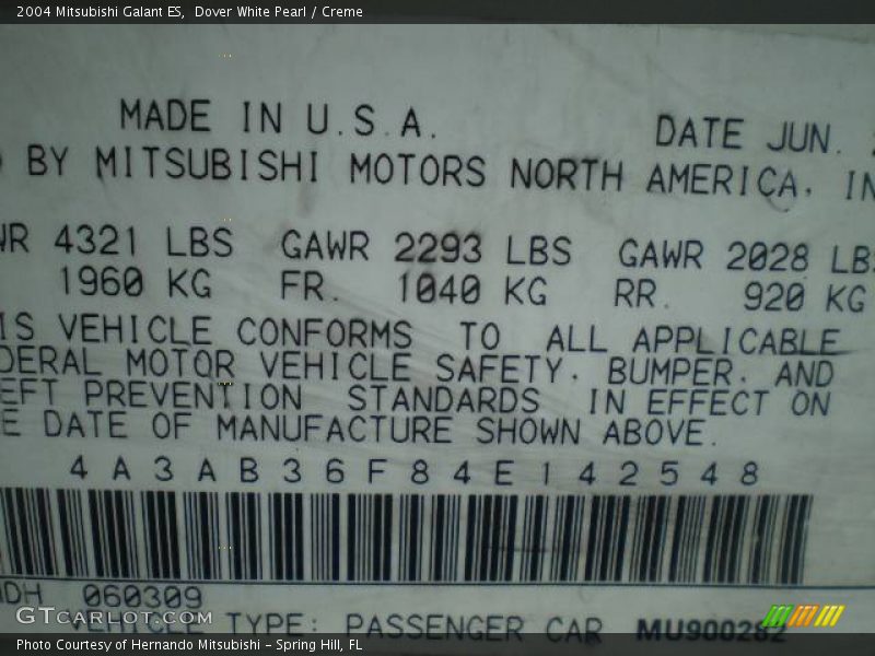 Dover White Pearl / Creme 2004 Mitsubishi Galant ES