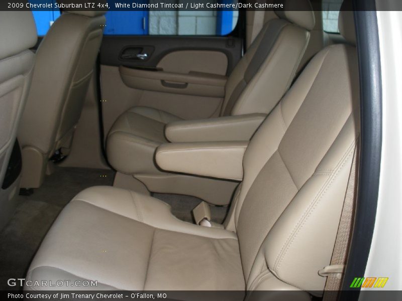 White Diamond Tintcoat / Light Cashmere/Dark Cashmere 2009 Chevrolet Suburban LTZ 4x4