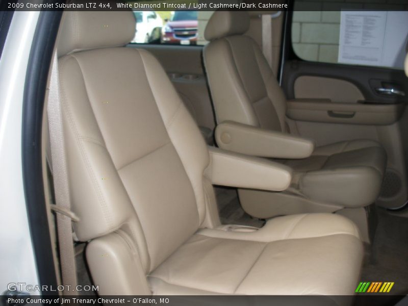 White Diamond Tintcoat / Light Cashmere/Dark Cashmere 2009 Chevrolet Suburban LTZ 4x4