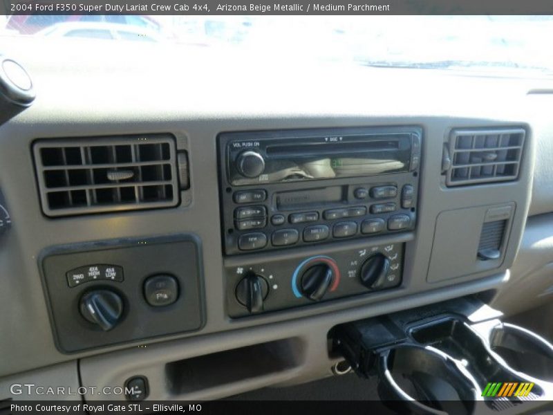 Arizona Beige Metallic / Medium Parchment 2004 Ford F350 Super Duty Lariat Crew Cab 4x4
