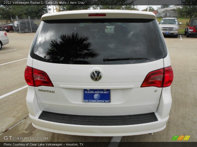 Calla Lily White / Aero Gray 2012 Volkswagen Routan S