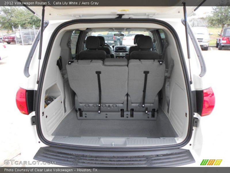  2012 Routan S Trunk