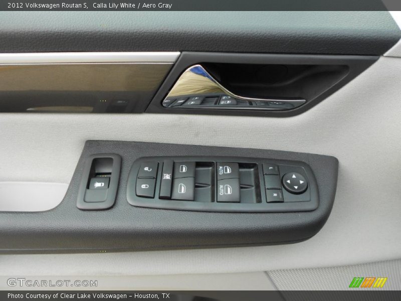 Calla Lily White / Aero Gray 2012 Volkswagen Routan S