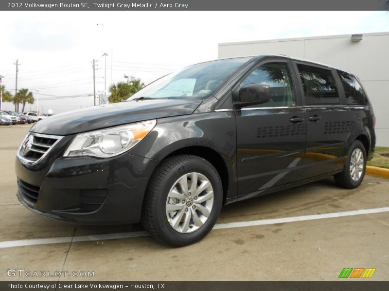 Twilight Gray Metallic / Aero Gray 2012 Volkswagen Routan SE