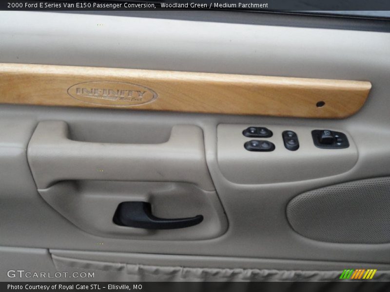 Woodland Green / Medium Parchment 2000 Ford E Series Van E150 Passenger Conversion
