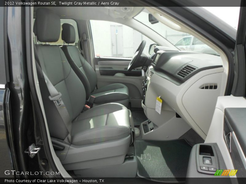 Twilight Gray Metallic / Aero Gray 2012 Volkswagen Routan SE