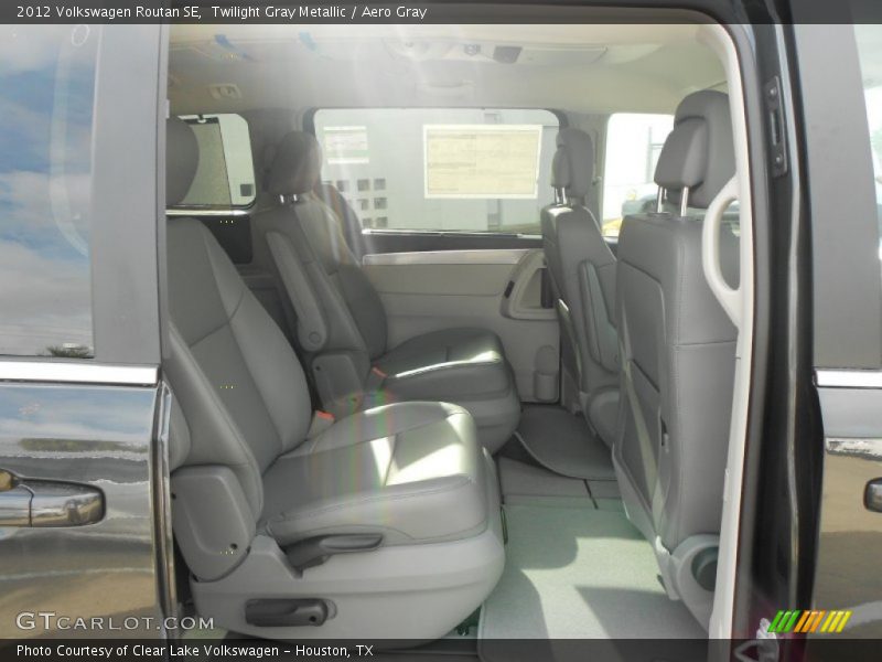 Twilight Gray Metallic / Aero Gray 2012 Volkswagen Routan SE