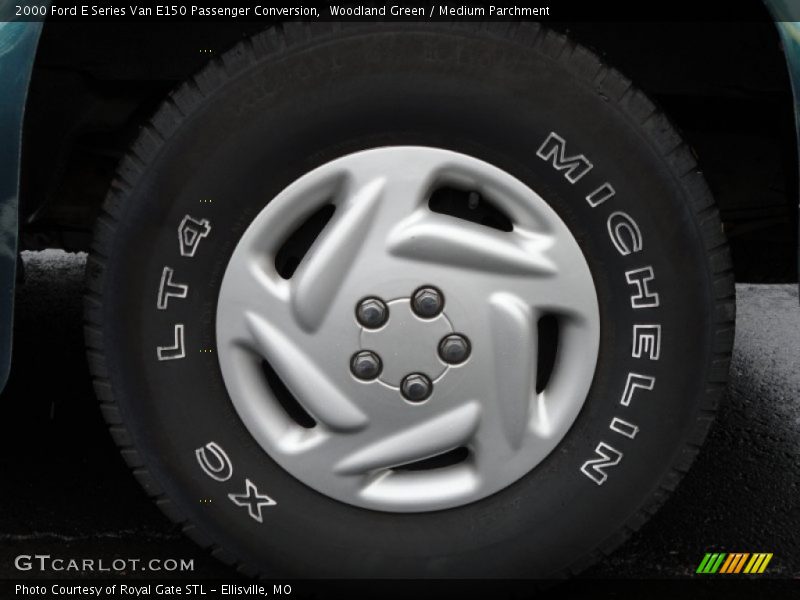 Woodland Green / Medium Parchment 2000 Ford E Series Van E150 Passenger Conversion