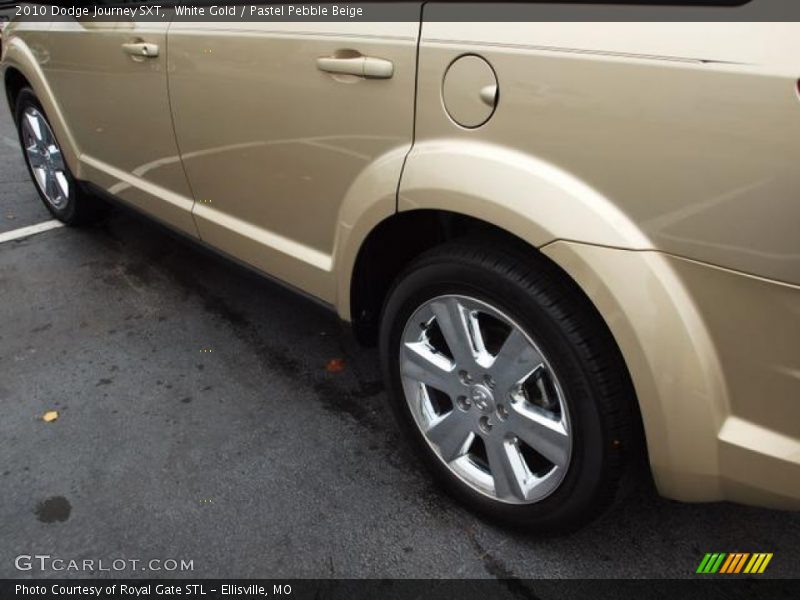 White Gold / Pastel Pebble Beige 2010 Dodge Journey SXT