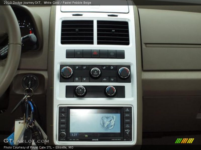 White Gold / Pastel Pebble Beige 2010 Dodge Journey SXT