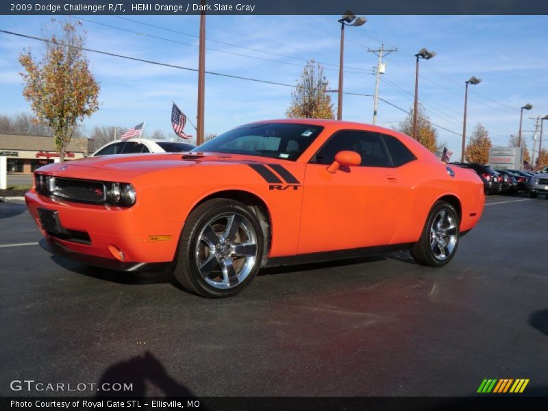 Front 3/4 View of 2009 Challenger R/T