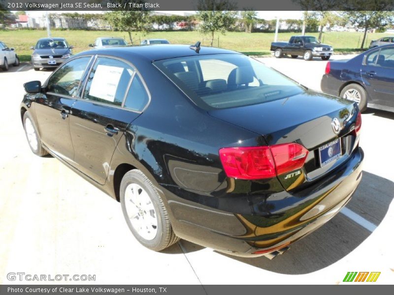 Black / Titan Black 2012 Volkswagen Jetta SE Sedan