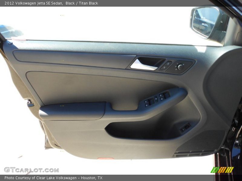 Black / Titan Black 2012 Volkswagen Jetta SE Sedan