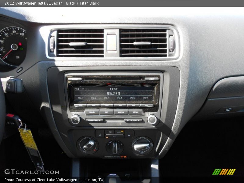 Black / Titan Black 2012 Volkswagen Jetta SE Sedan