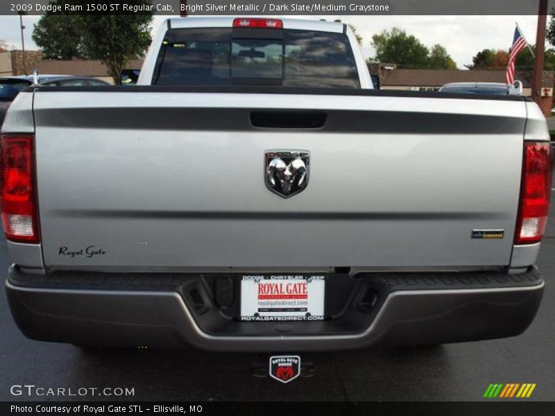 Bright Silver Metallic / Dark Slate/Medium Graystone 2009 Dodge Ram 1500 ST Regular Cab