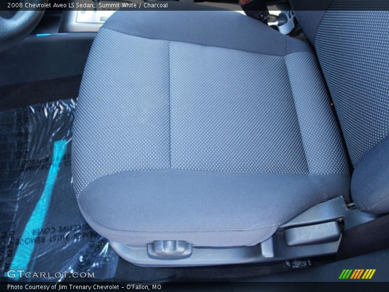 Summit White / Charcoal 2008 Chevrolet Aveo LS Sedan
