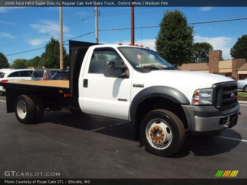 Oxford White / Medium Flint 2006 Ford F450 Super Duty XL Regular Cab 4x4 Stake Truck