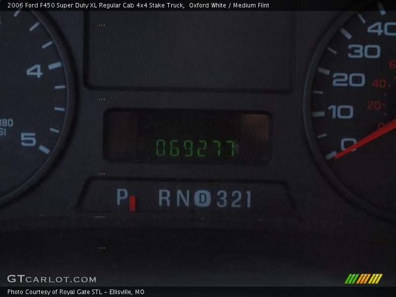 Oxford White / Medium Flint 2006 Ford F450 Super Duty XL Regular Cab 4x4 Stake Truck